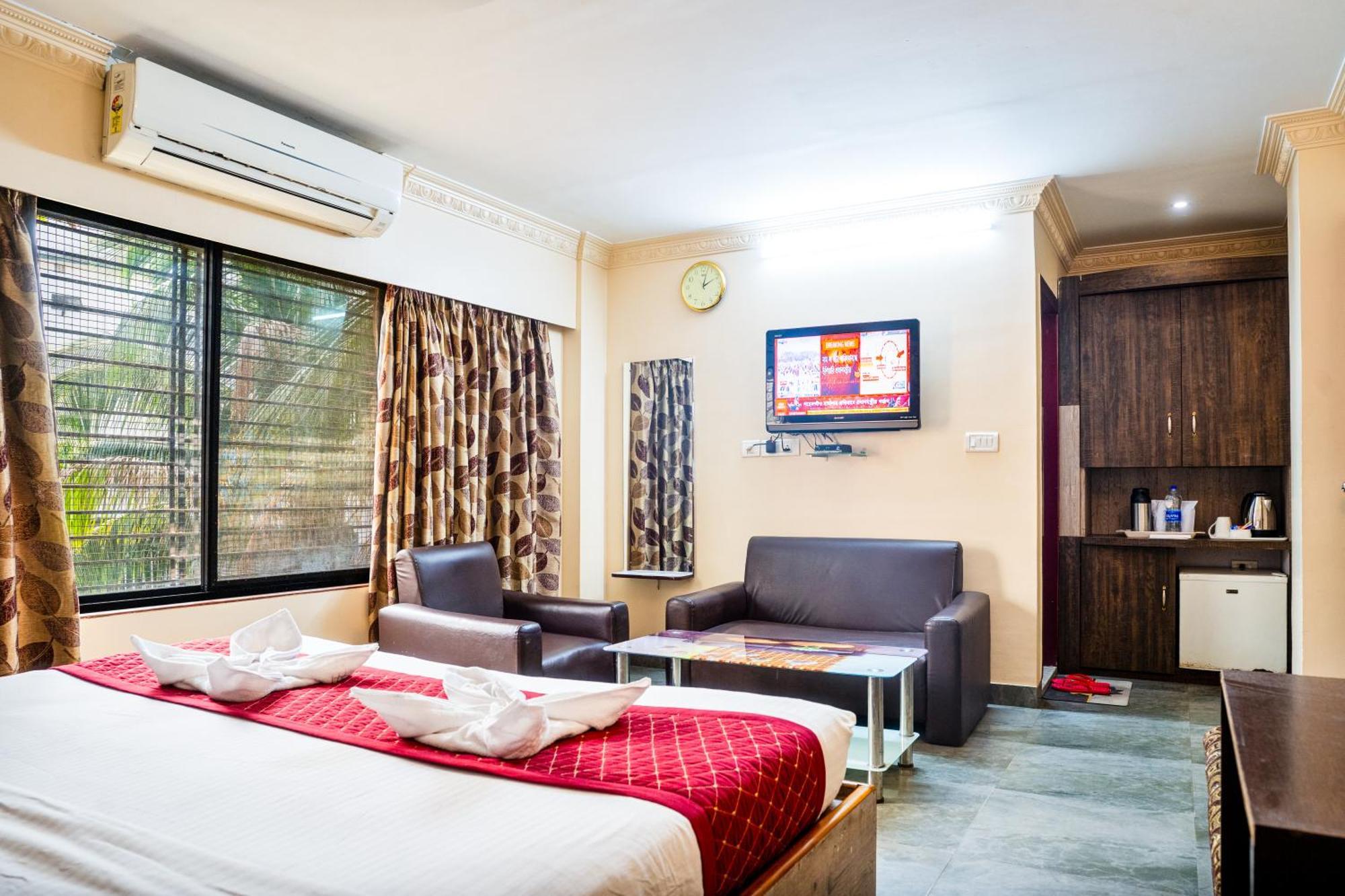 Apples Balaji Inn Shiliguri Exterior foto